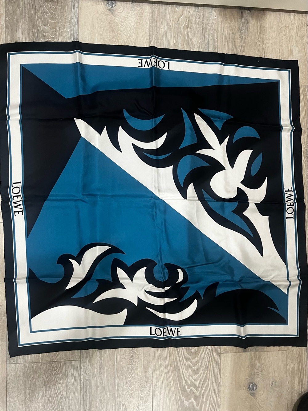 Loewe scarf